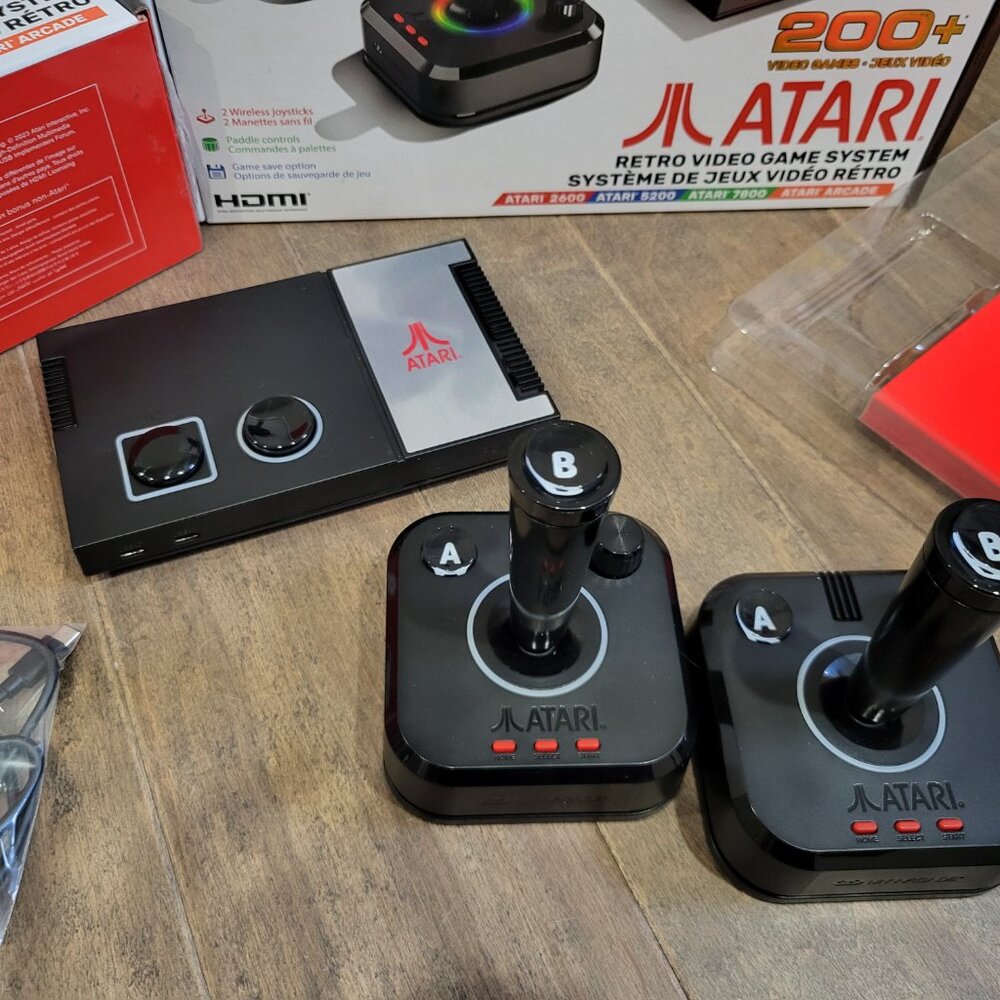 ✨Host Pick✨ Brand New Atari Gamestation Pro Retro Console For Sale - Picture 4 of 9